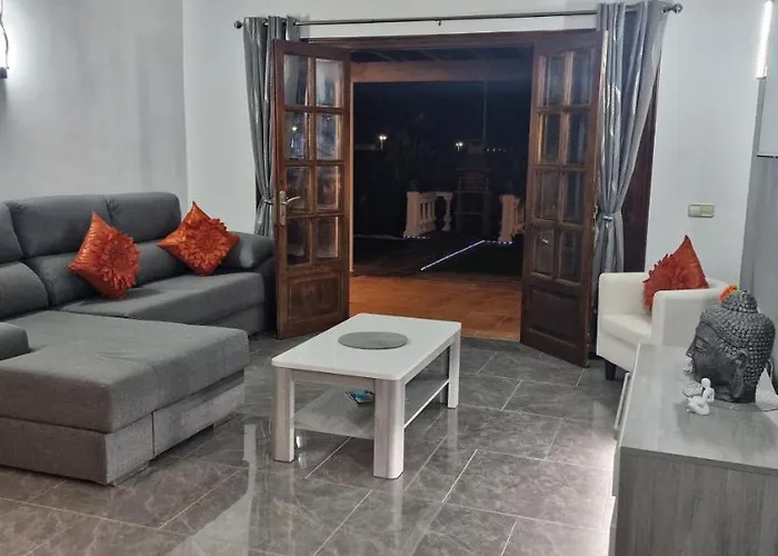 Casa De Nefertiti بلايا بلانكا